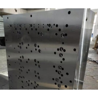 小孔加工厂 专业加工设备